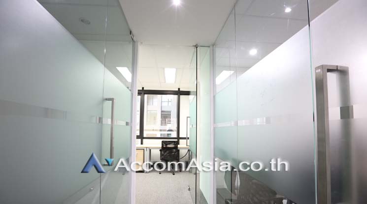 5  Office Space For Rent in Sukhumvit ,Bangkok BTS Ekkamai at Meticulous AA15939